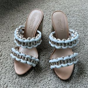 Schutz Juliet Woven Mule. White w/ gold. Size: 7